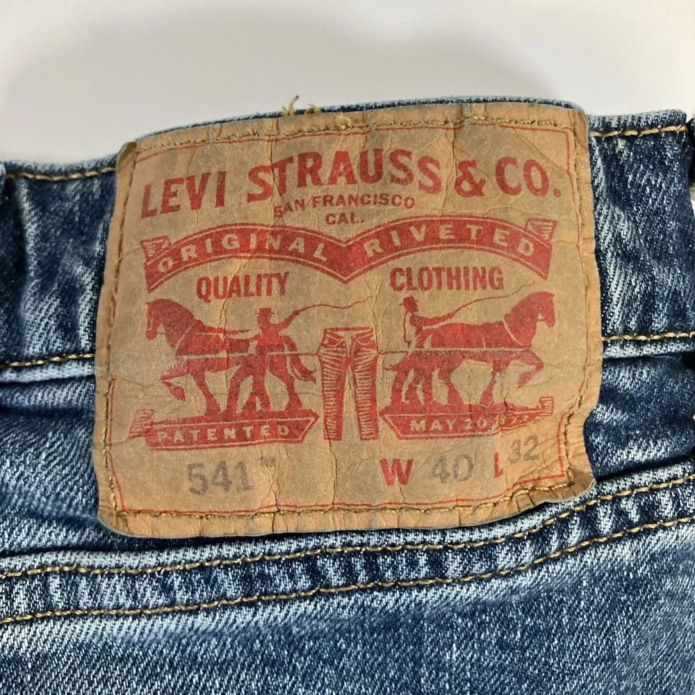 Levis levi 541