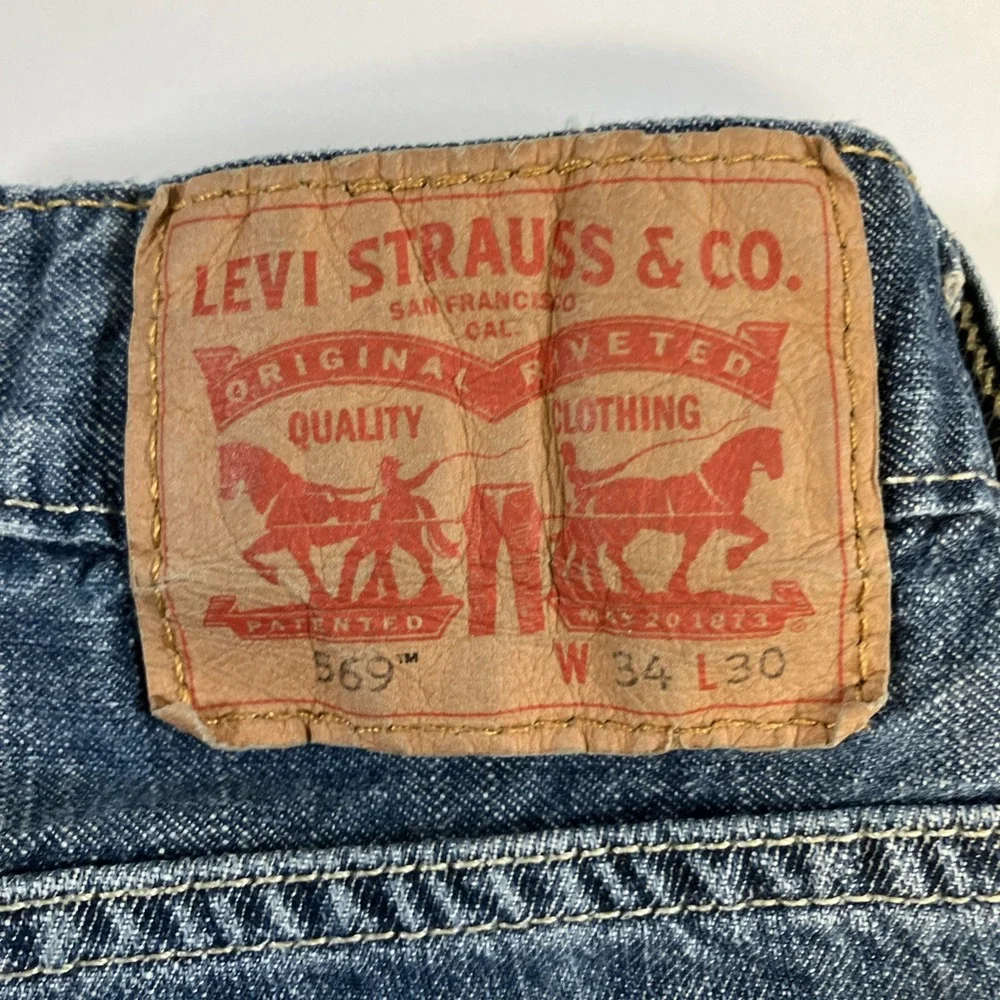Levis levi 569