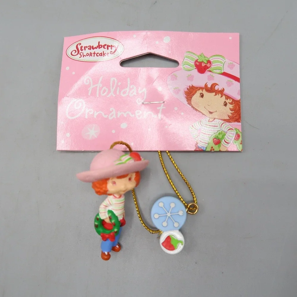 American Greetings‎ Strawberry Shortcake Christmas Ornament 2004 Holiday Figure