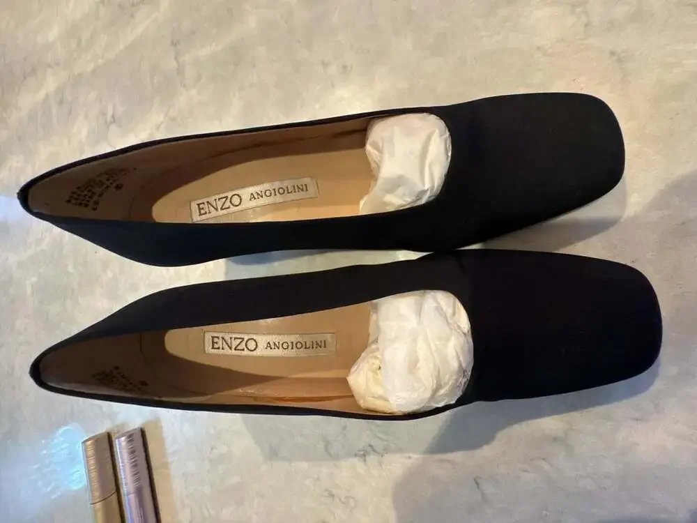 Enzo Angiolini black square