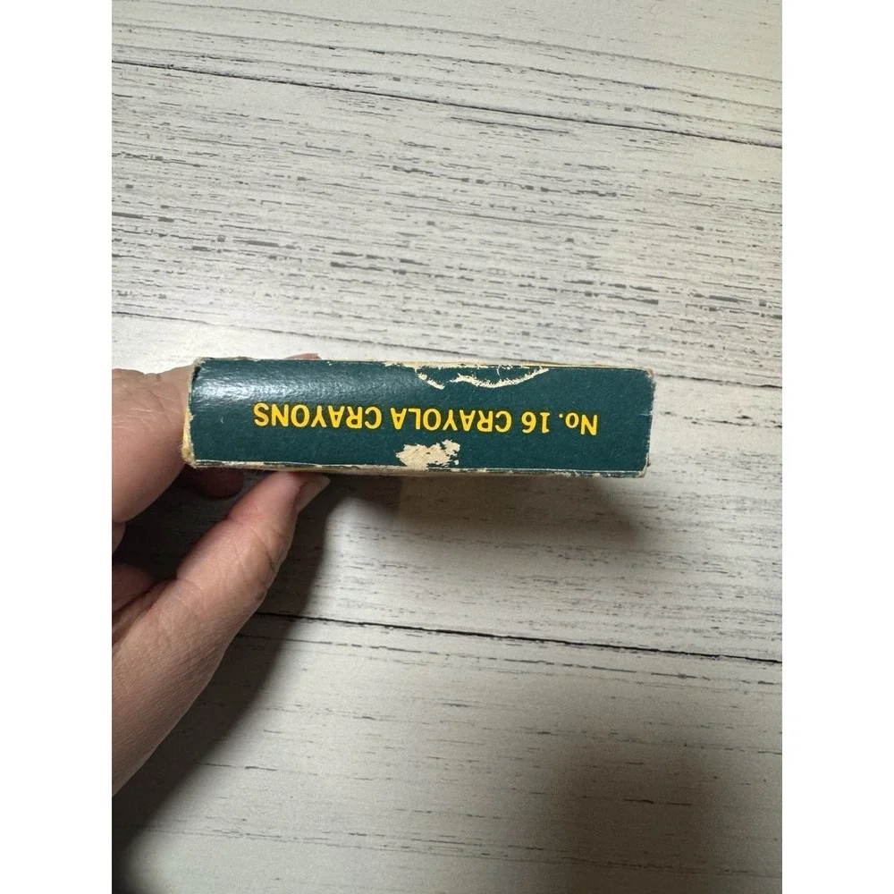 N/A vintage crayola
