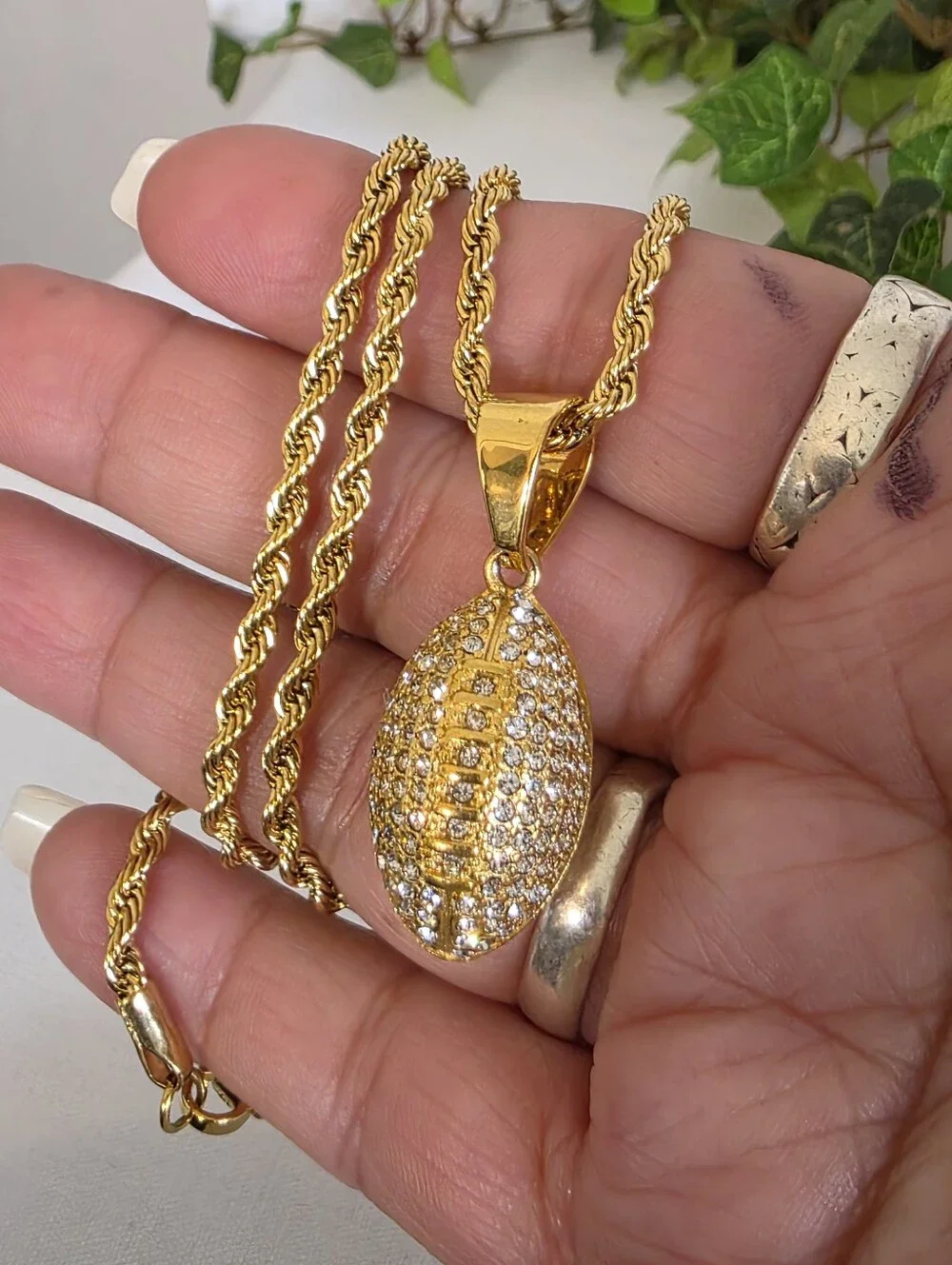 N/A beautiful pendant