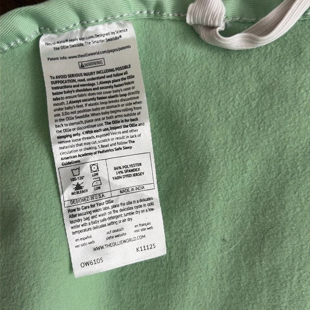 Ollie swaddle mint