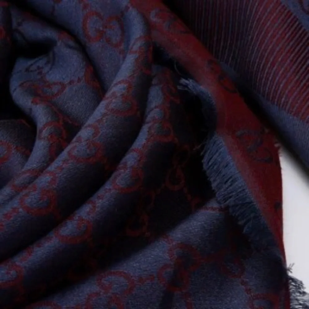 Gucci blue red
