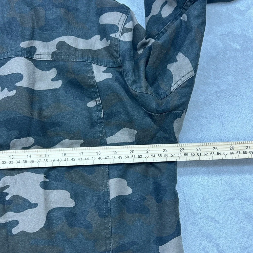 Levis levi military