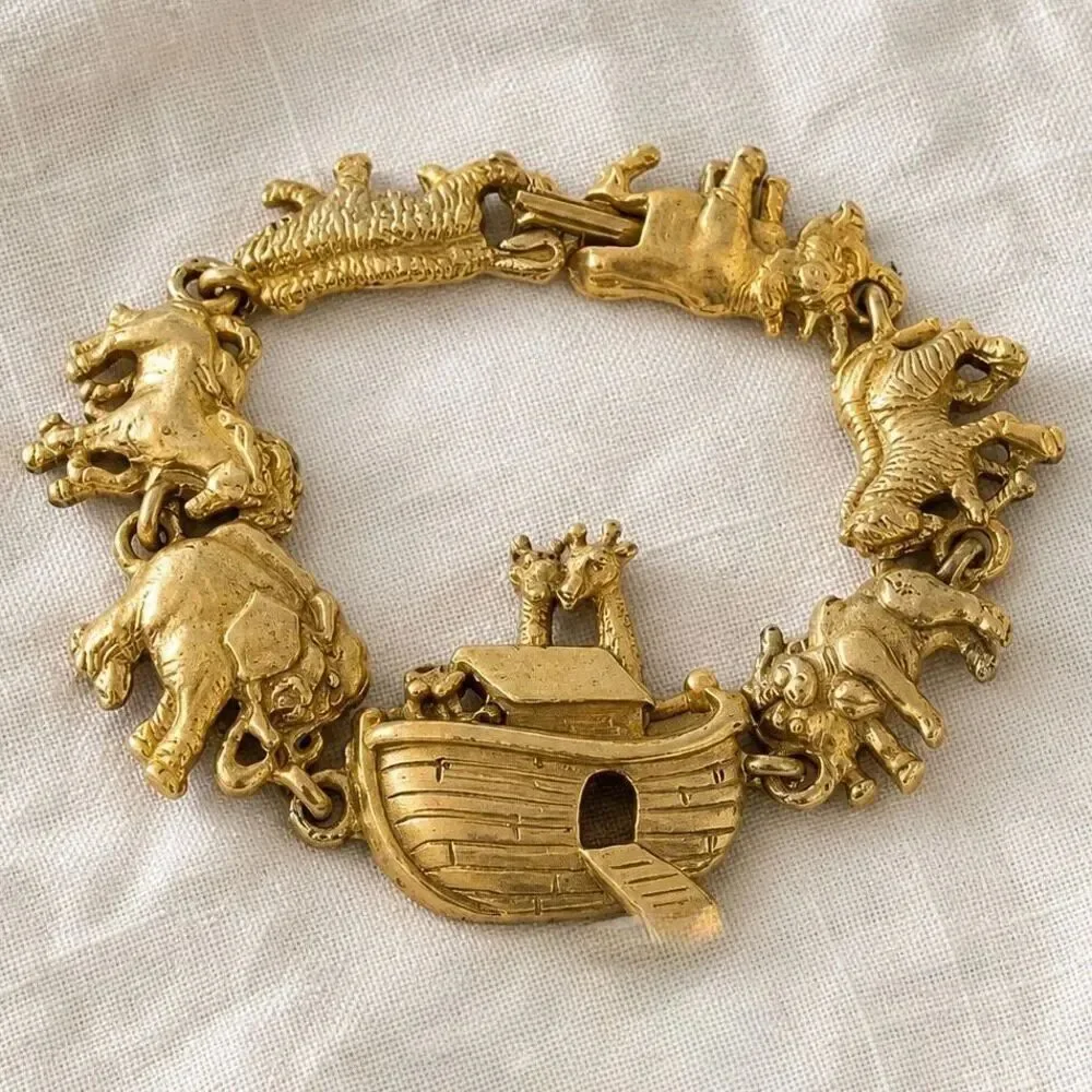 Noah’s Ark Animal Link Bracelet by AJC Gold Tone Vintage