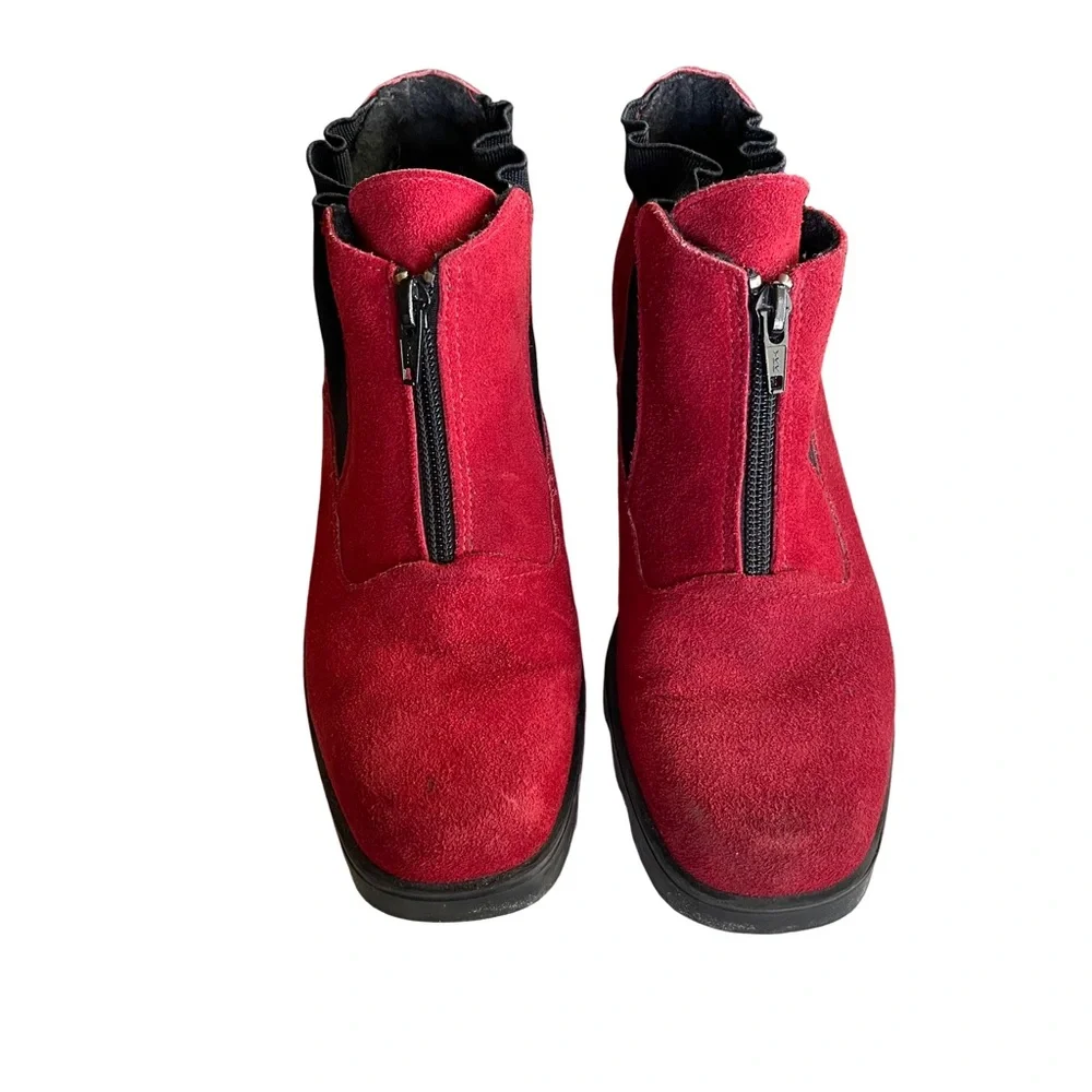 Barbo red suede