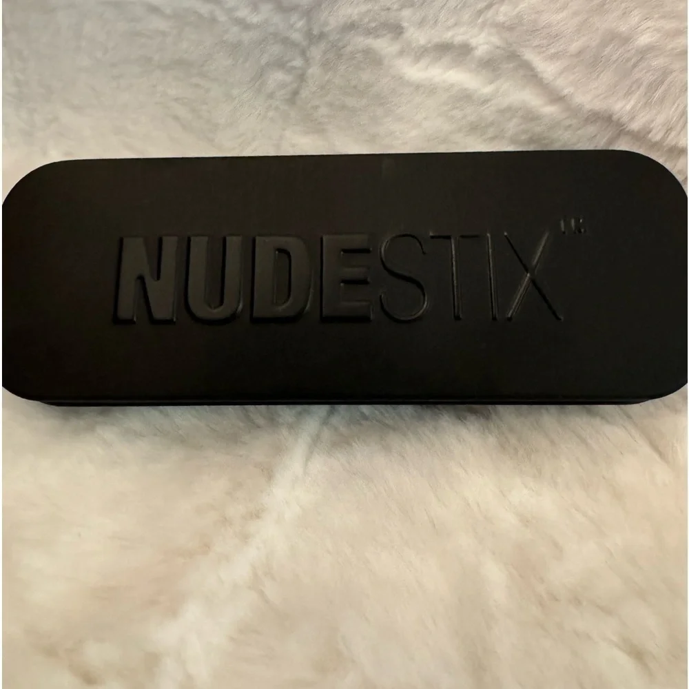 NUDESTIX lip cheek