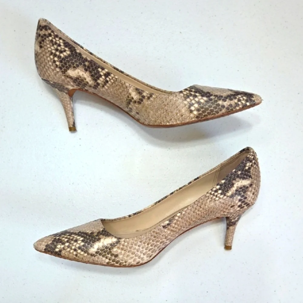 COACH Python Snakeskin Embossed Leather Pointed Toe Pumps Heels Sz 8