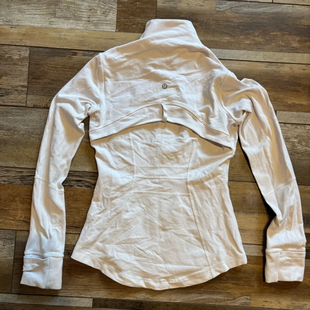 lululemon athletica lightweight white