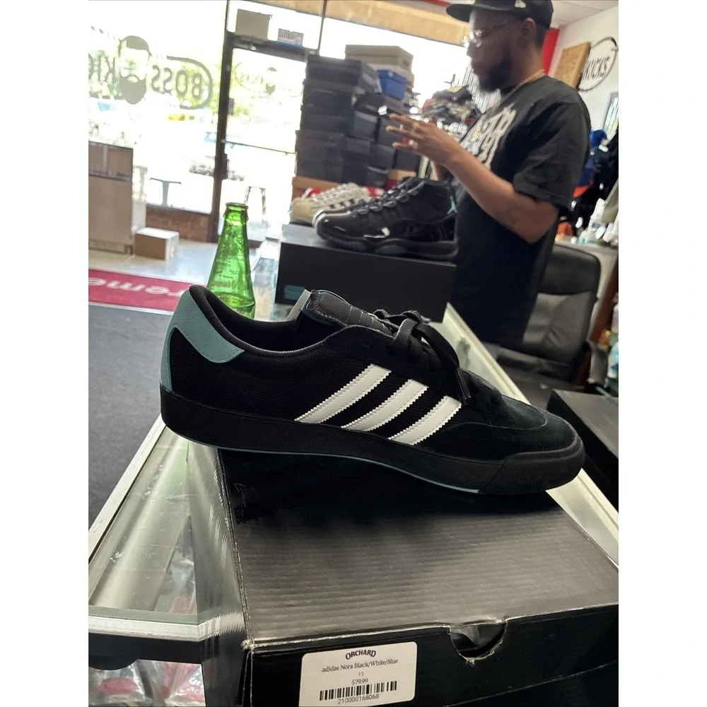 adidas nora skate