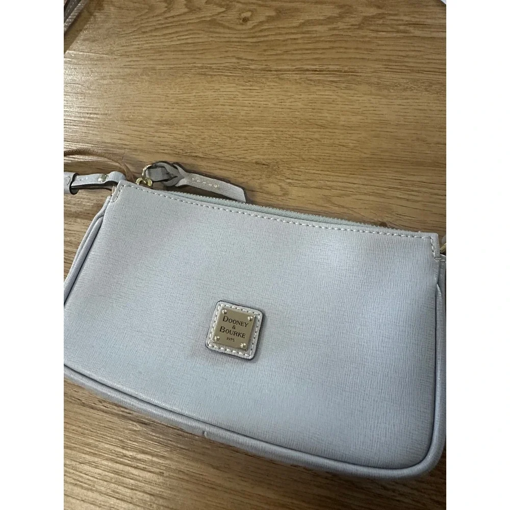 Dooney & Bourke dooney bourke