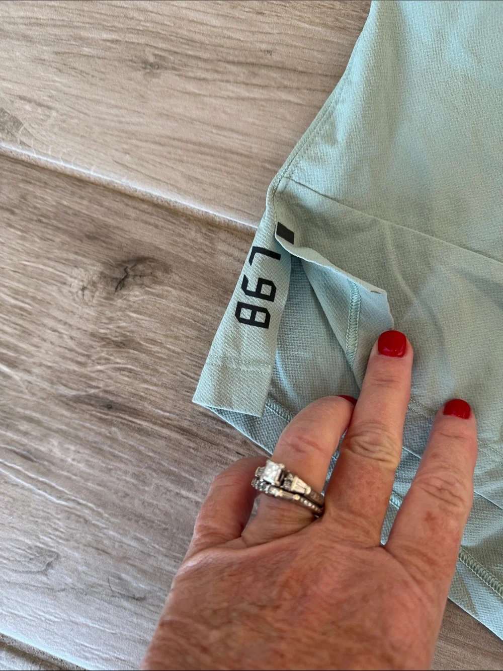 lululemon athletica preowned pocket