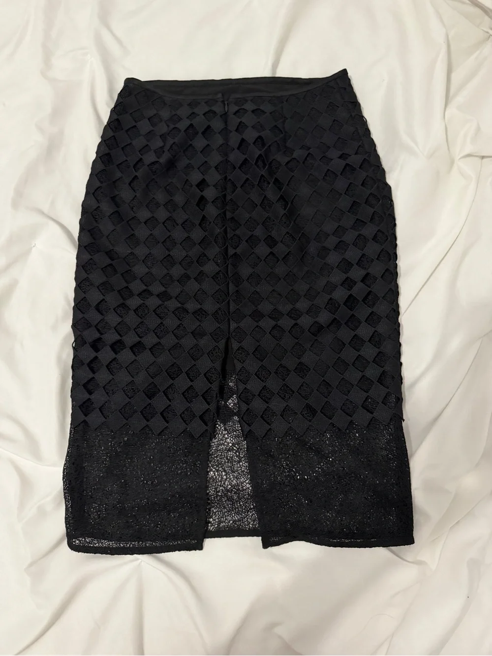 Diane Von Furstenberg diamond lattice