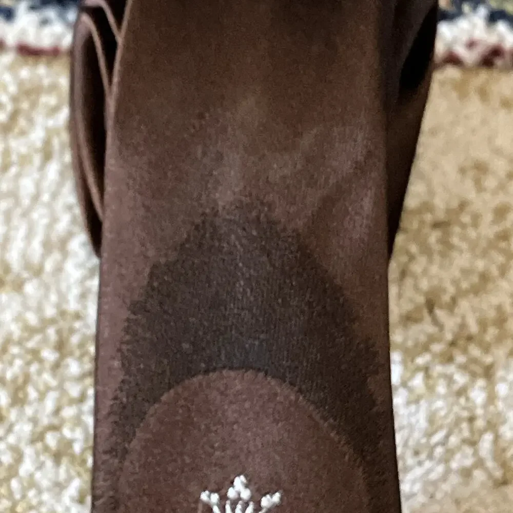 MCM necktie arista