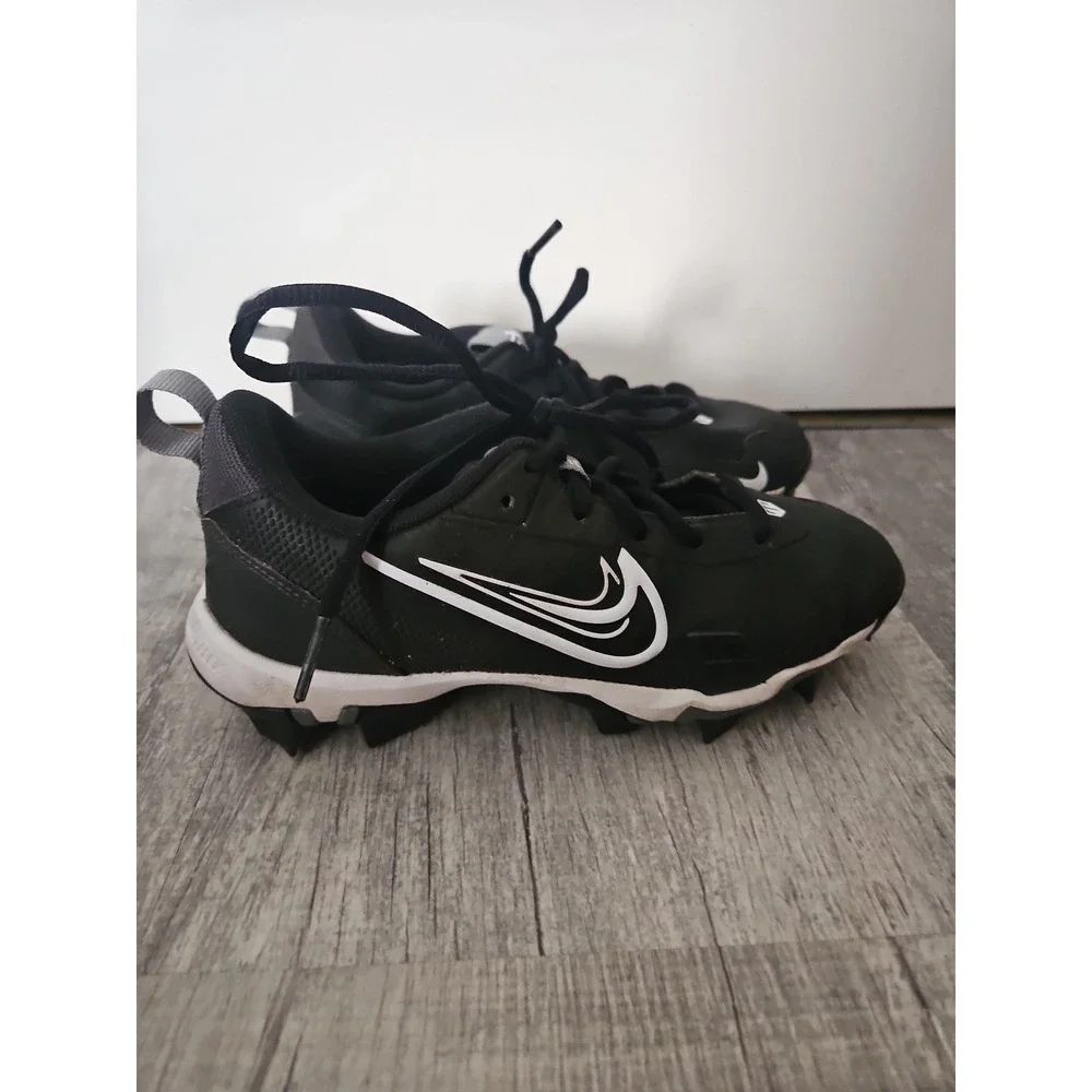 Nike kids black