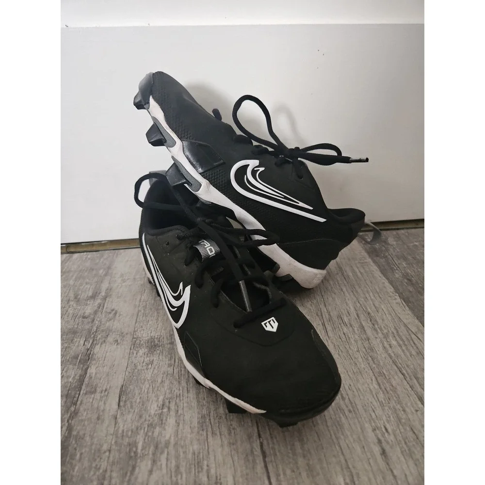Nike kids black