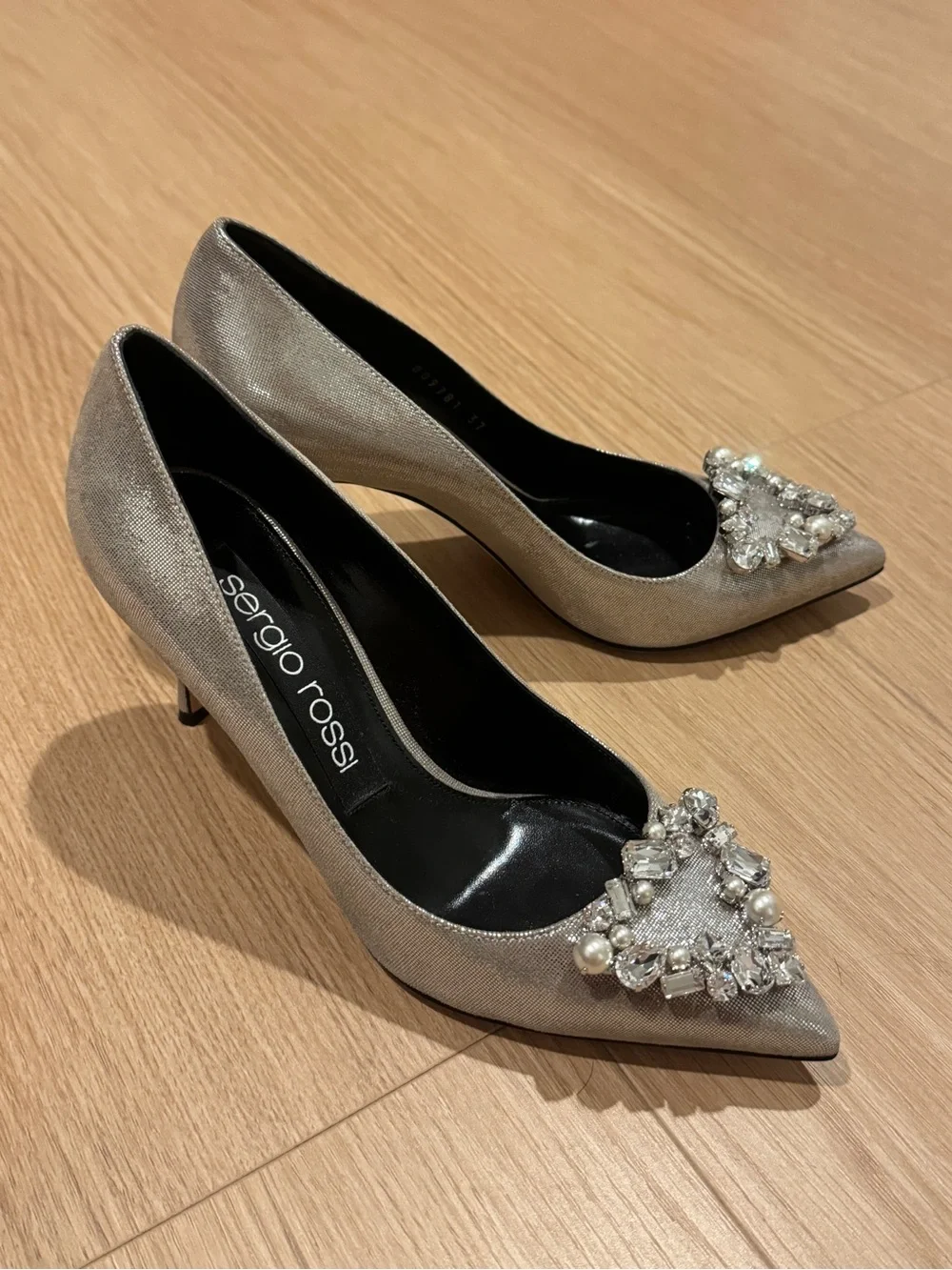 Sergio Rossi elegant pointed