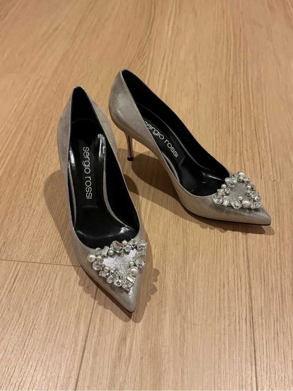 Sergio Rossi elegant pointed