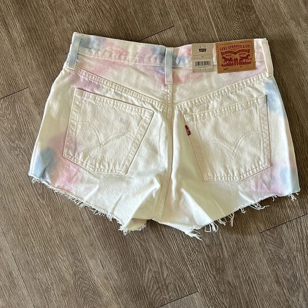 Levis bleached white