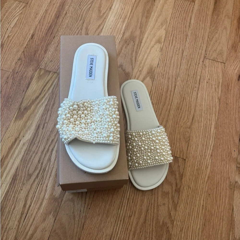 Steve Madden Pearl Beaded Cream Slide Sandals