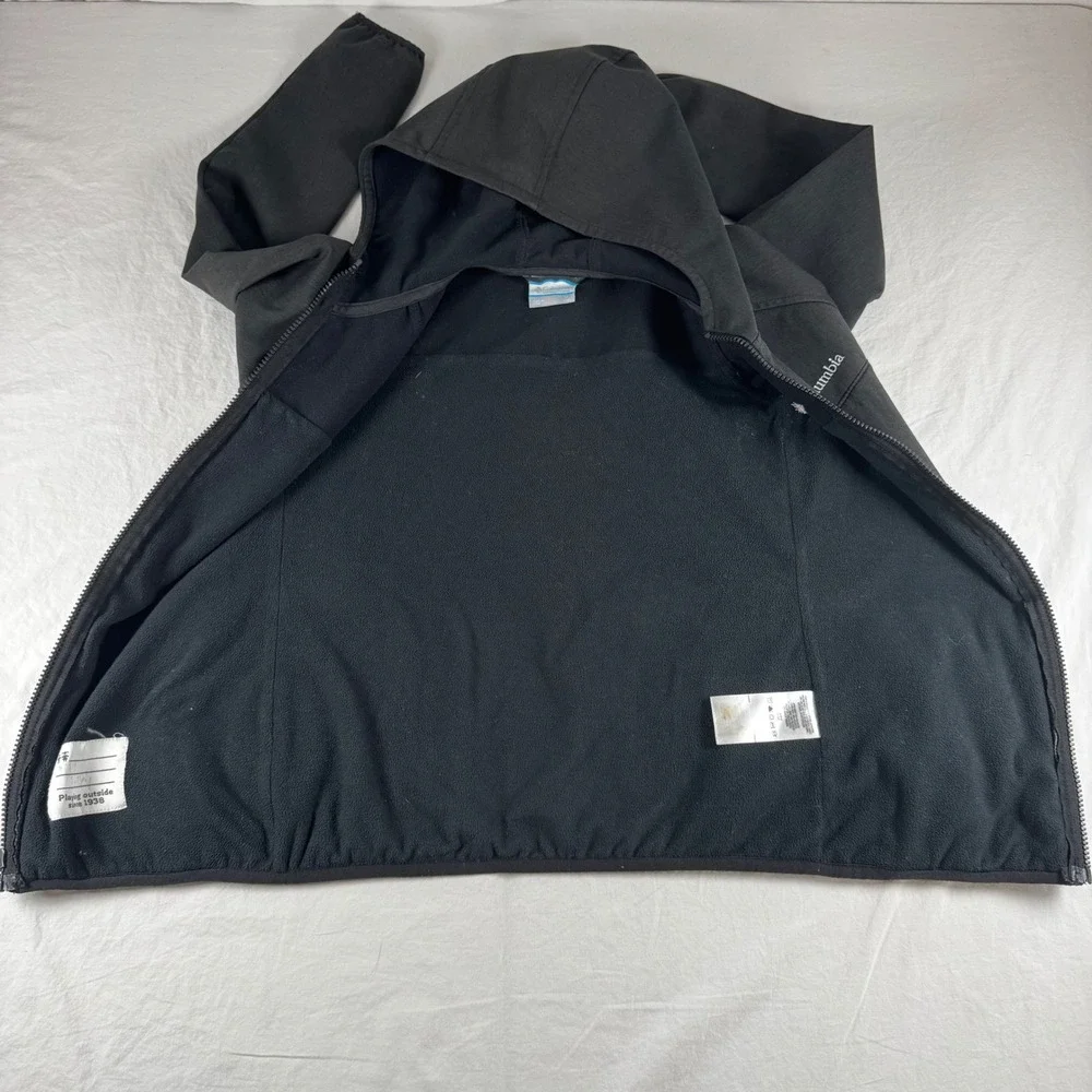 Columbia boy black