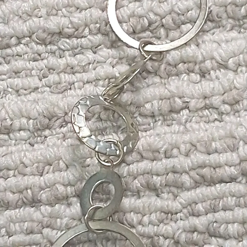 Unbranded silver tone