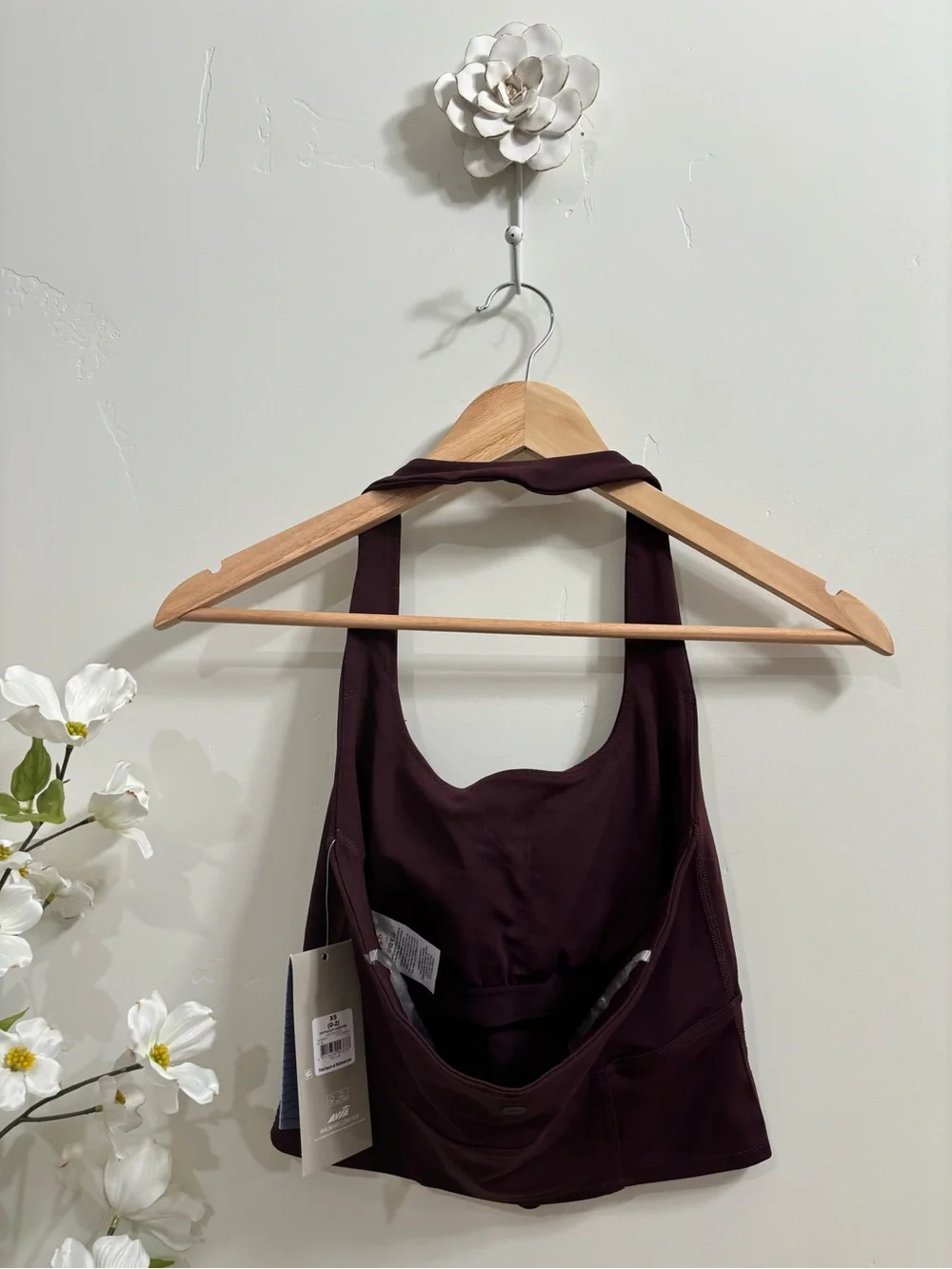 Avia supportive halter