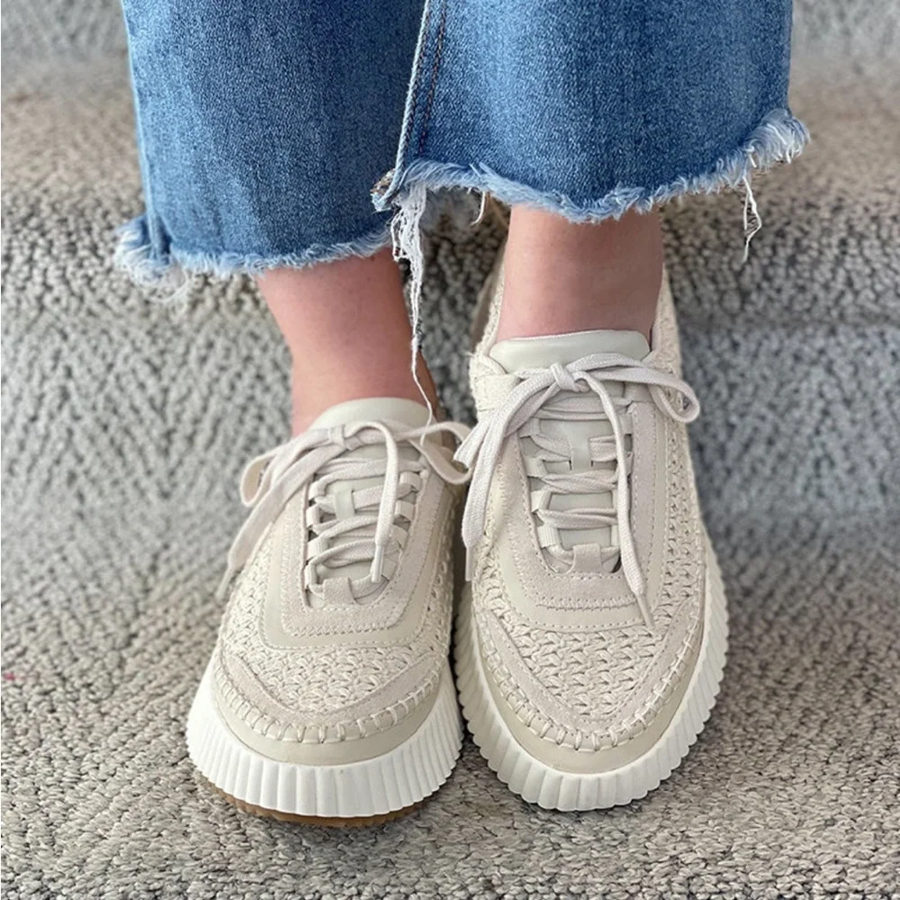 Dolce Vita Dolen Sneaker in Sandstone