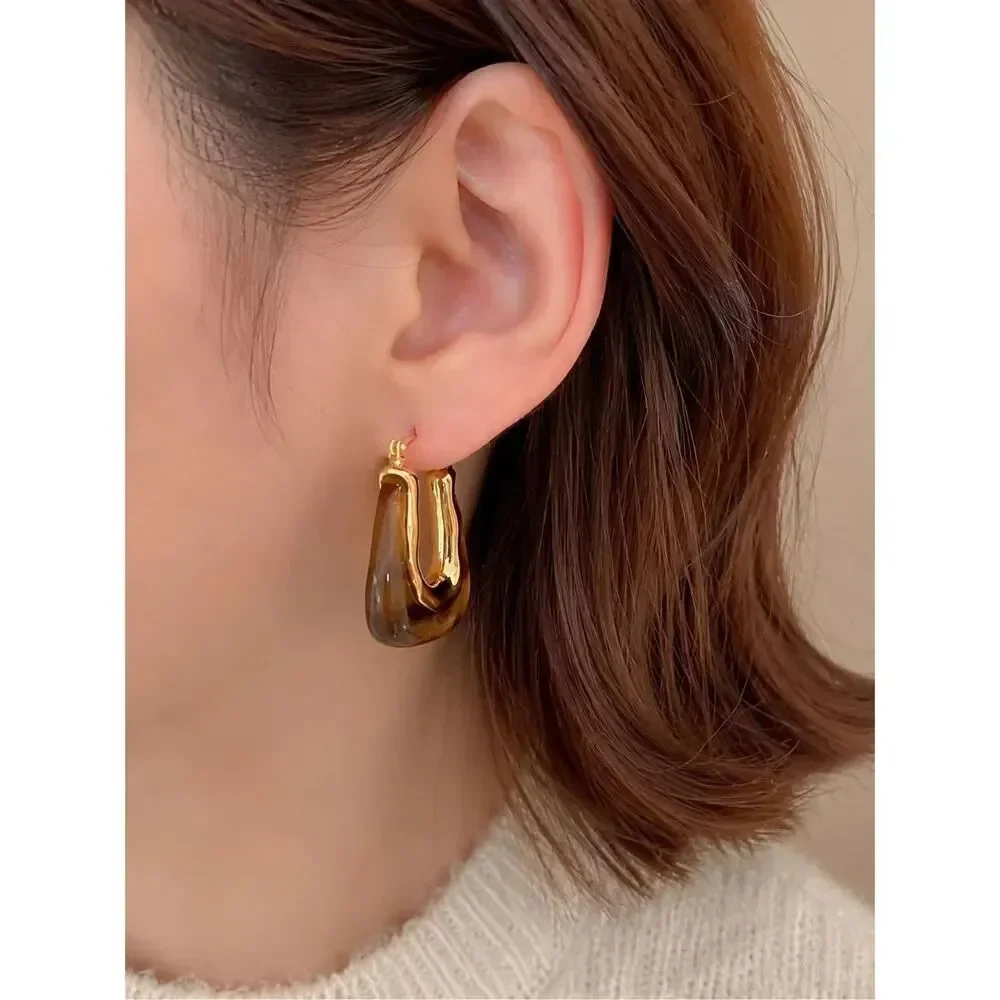Anthropologie stylish statement