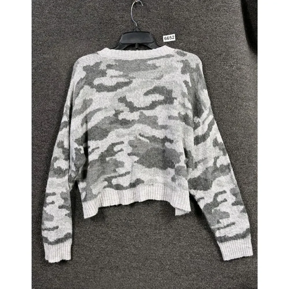 American Eagle Outfitters 25% gray