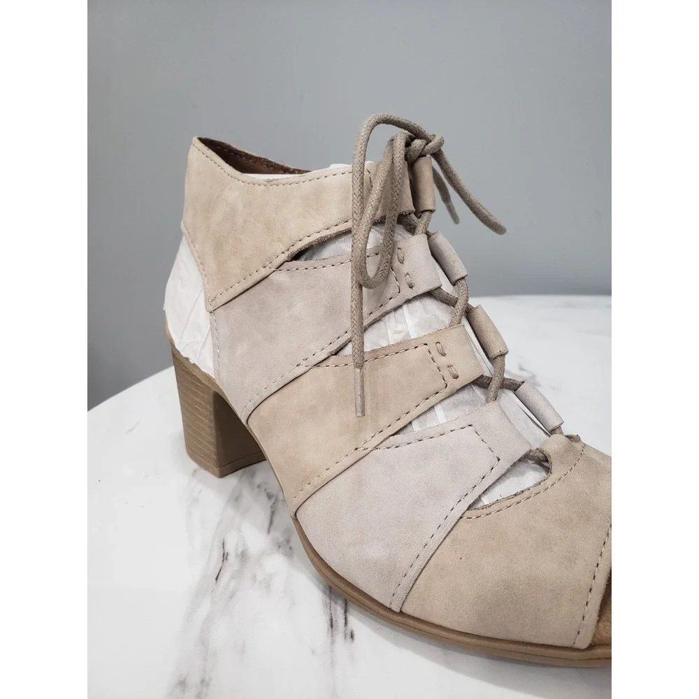 Rockport shoes are