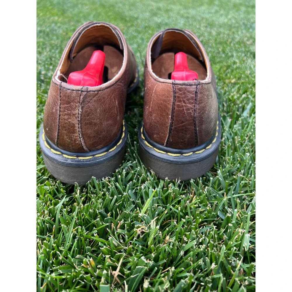 Dr. Martens low lug