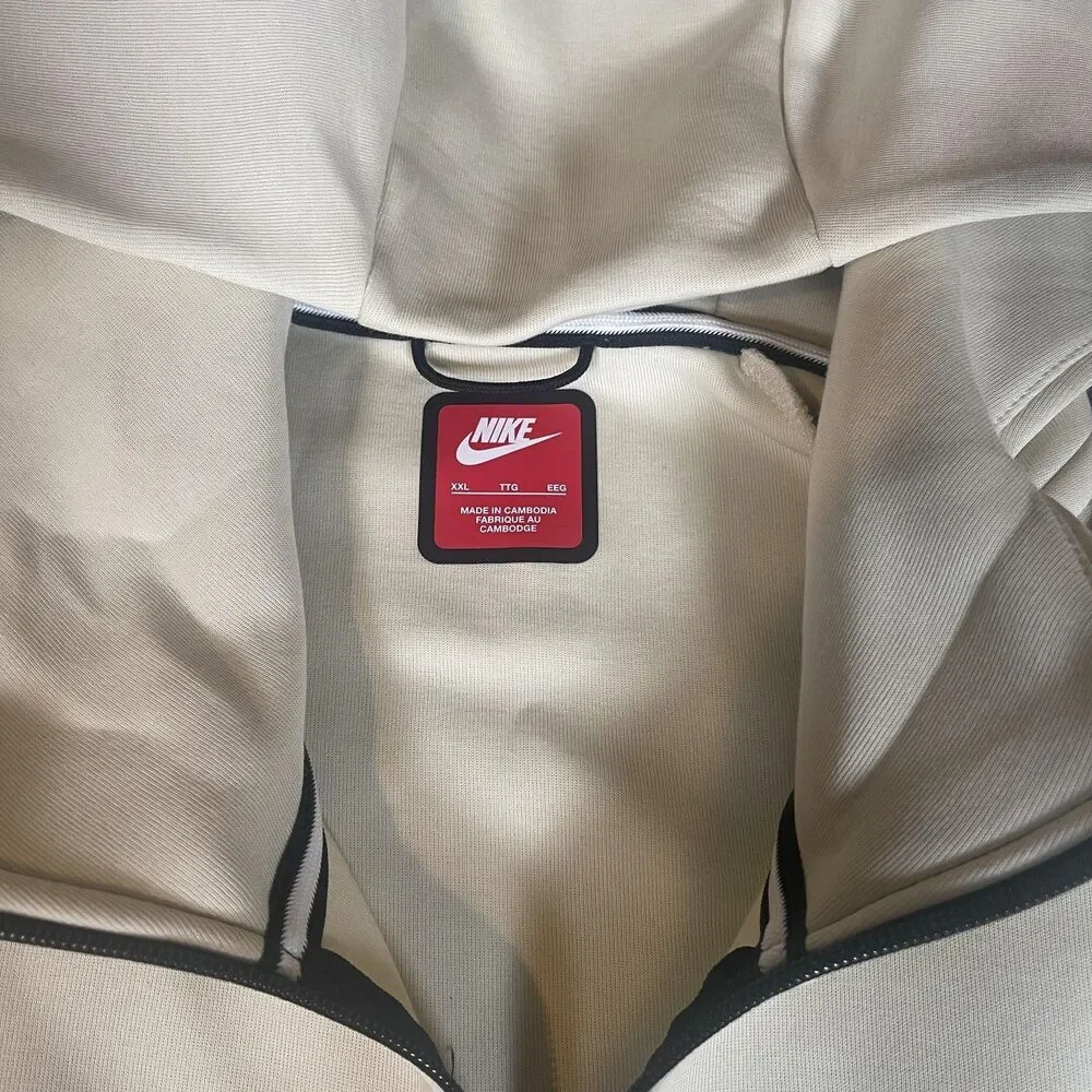 Nike tech fleece