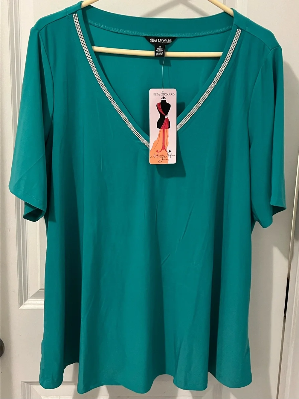 Nina Leonard women’s size